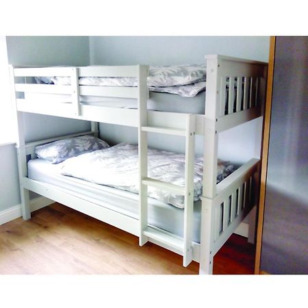 Number 25 Self Catering Apartments Ederney Ardess Екстер'єр фото